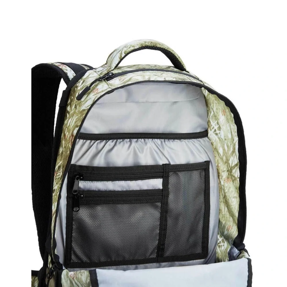 Paxis Twin Lakes Camo Swing Arm Hiking Fishing Hunting Backpack 30 Liter NEW